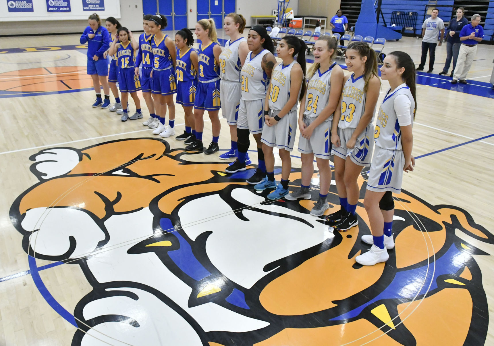101718 Meet the Bulldogs 04.jpg
